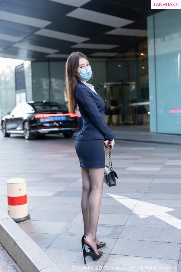 吴雪瑶  [XiuRen]高清写真图 2022.12.14 No.5993 吴雪瑶 美腿黑丝第3张图片